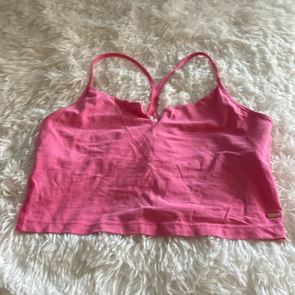 PINK a cropped tank top!